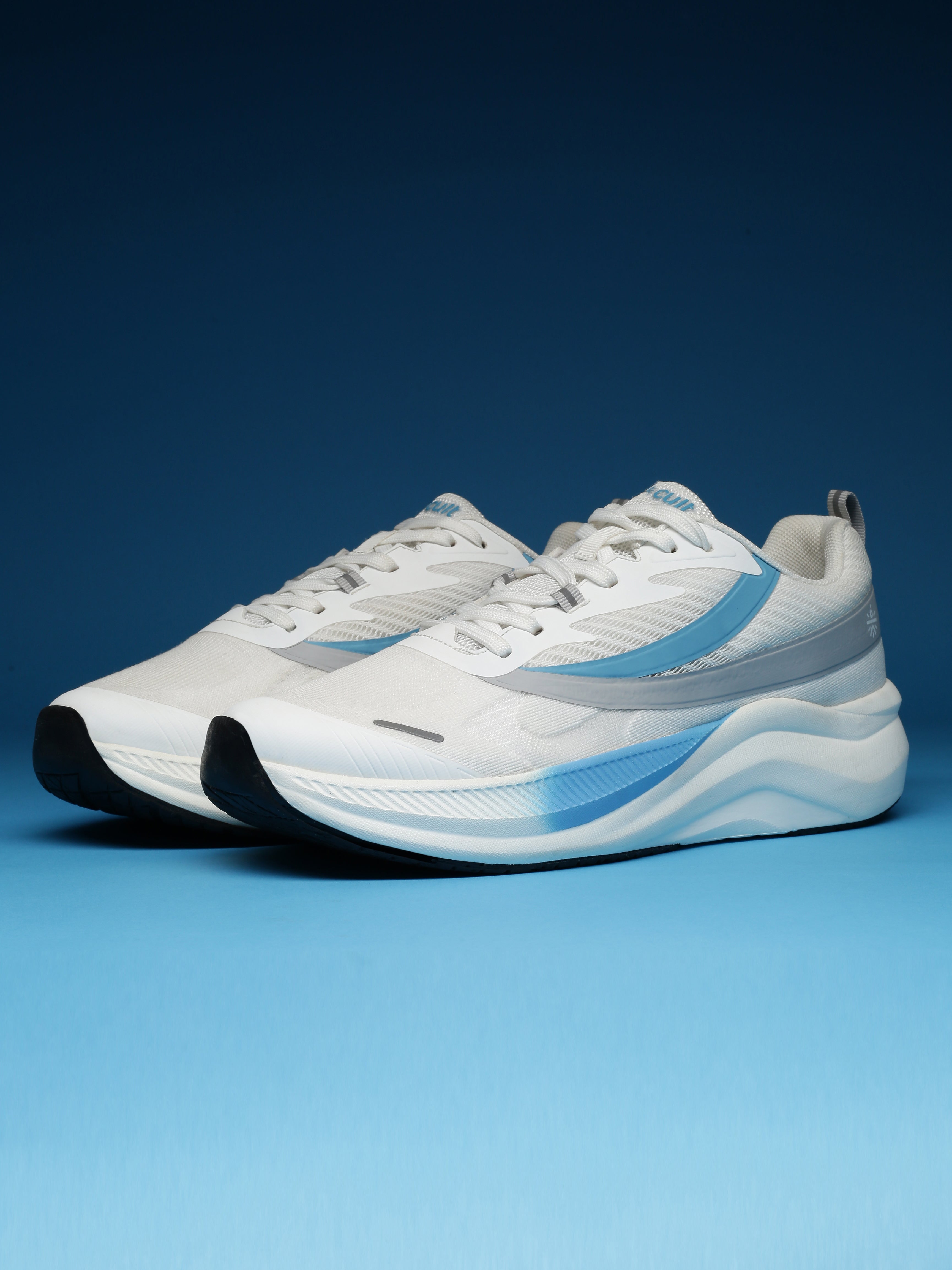 cult Men's Envo Running Shoes - White/Sky Blue