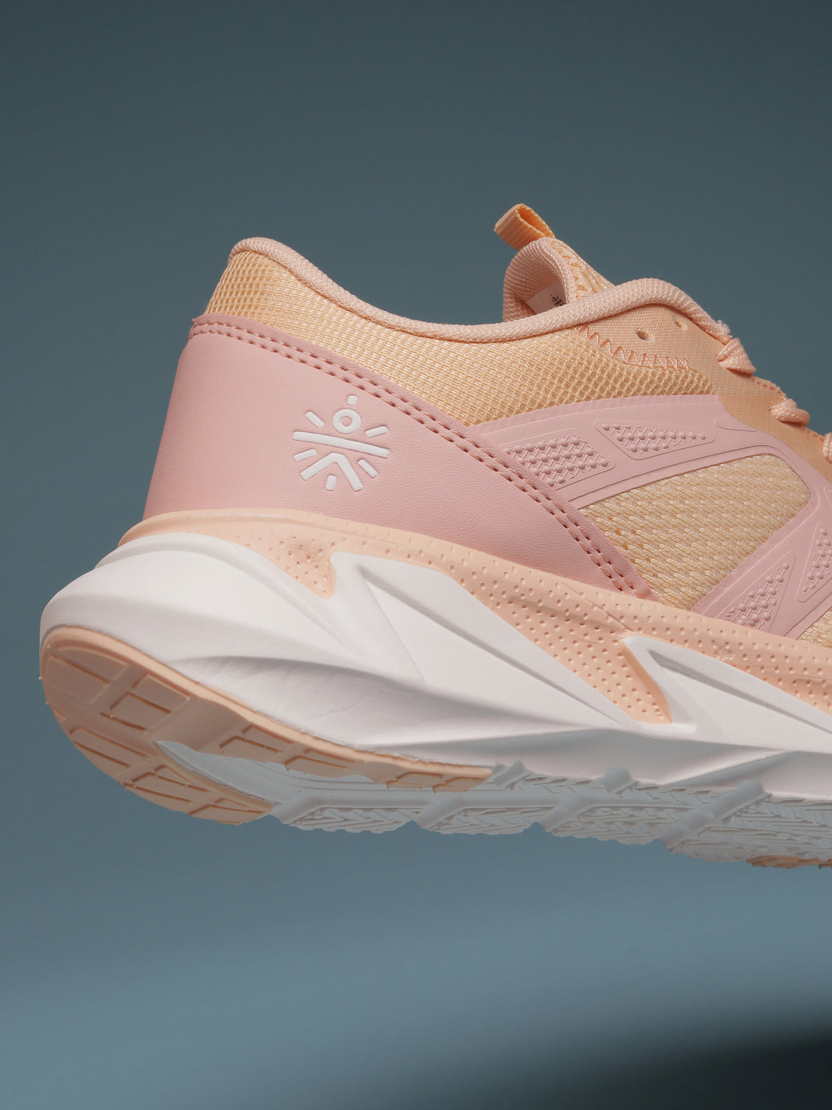 cult Women's Havok Running Shoes - Peach