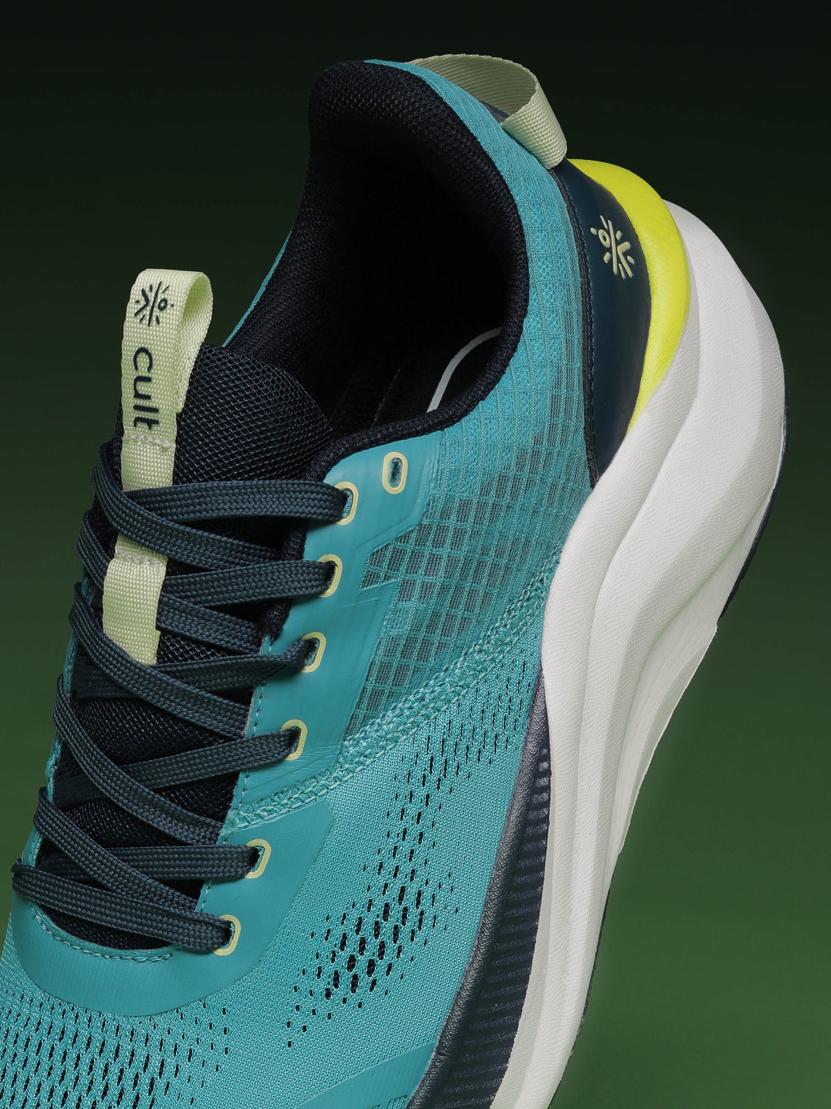 cult Men's Kairo Running Shoes - Sky Blue/Navy