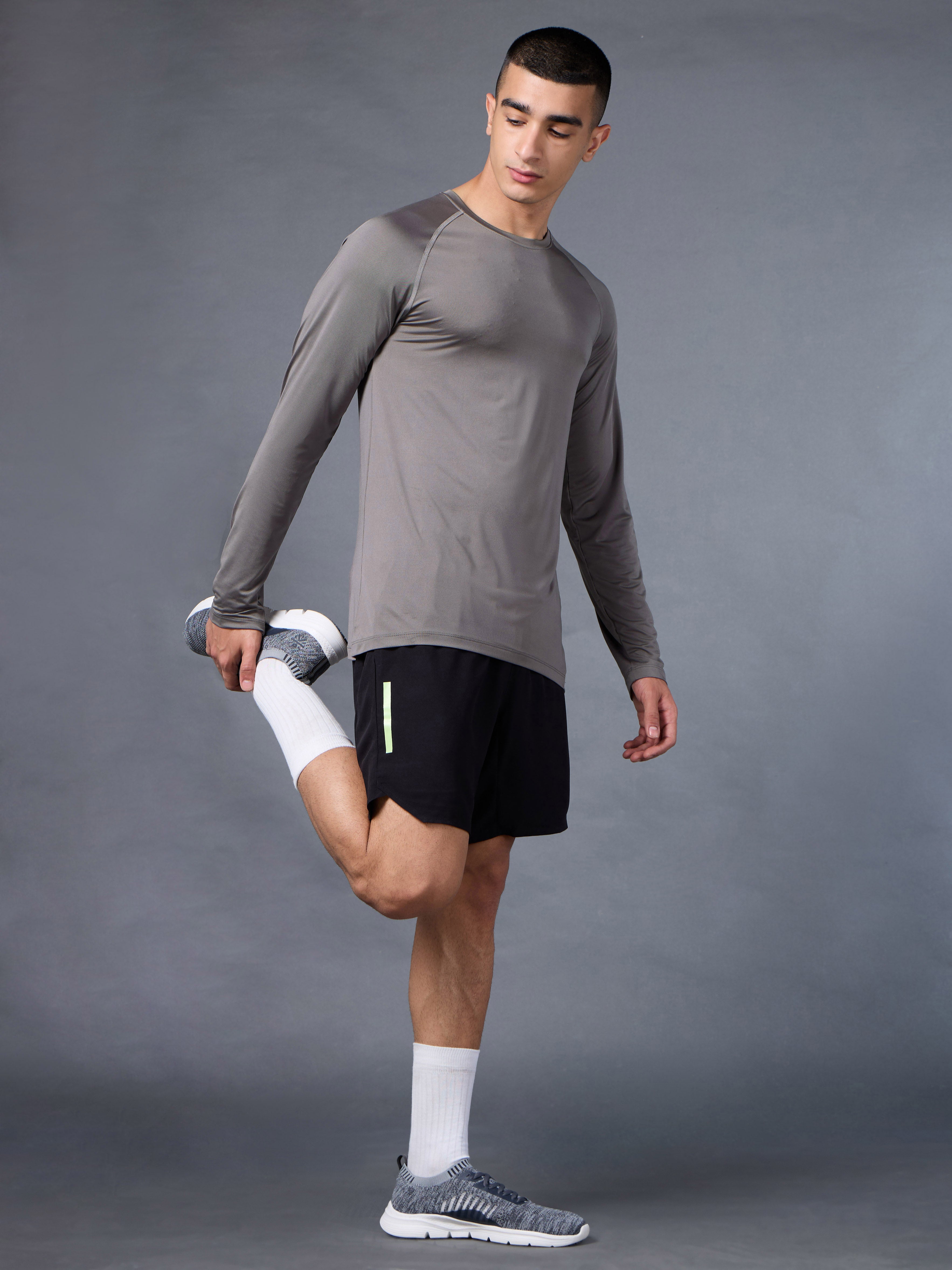 Men's Grey Base Layer Run Full Sleeve Slim Fit T-shirt