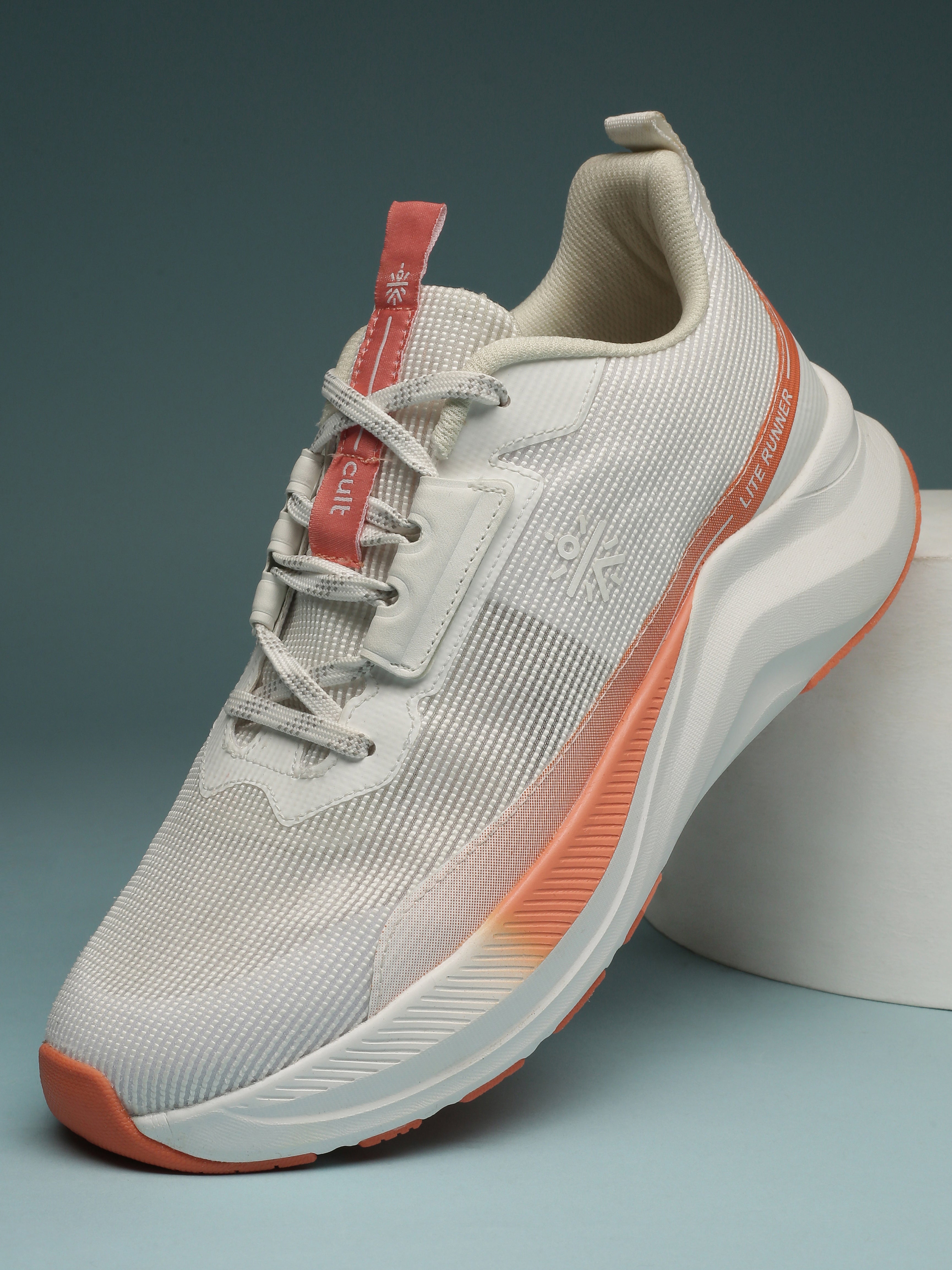 cult Women's Aurelia Running Shoes - Off White/Coral