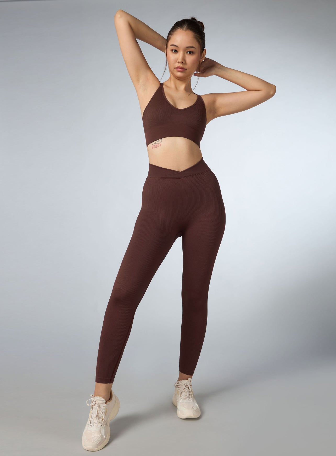 Women's Coffee Cross Fit Seamless Medium Support Bra