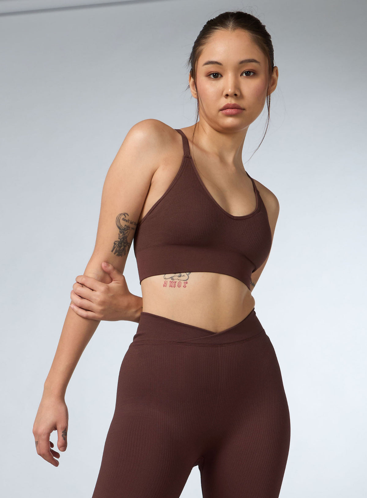 Women's Coffee Cross Fit Seamless Medium Support Bra