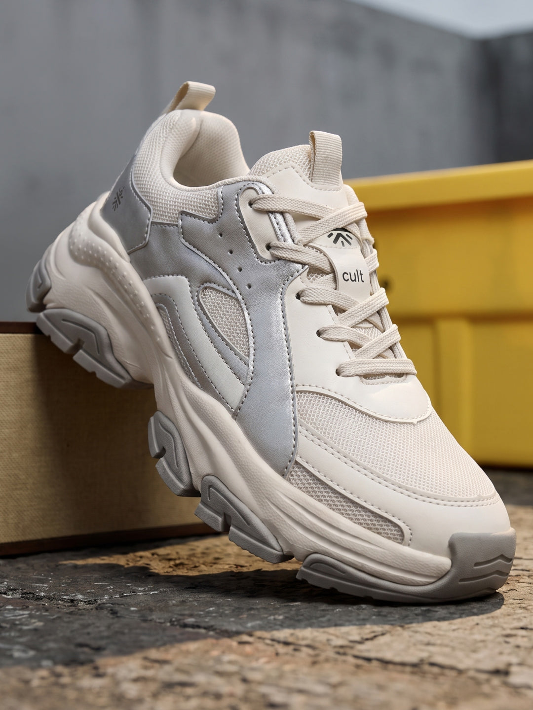 cult Women's Luna Sneakers - Off White/Silver