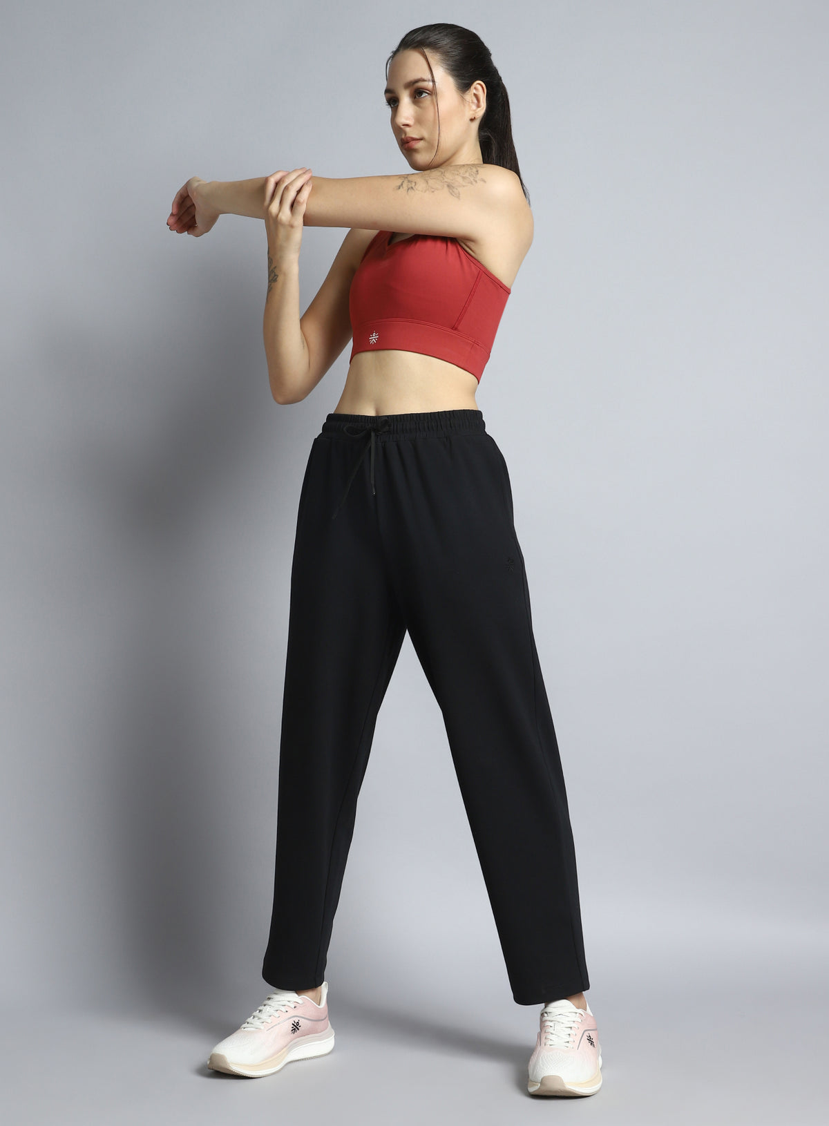 Women's Black Traveller Tapered Fit Trackpants