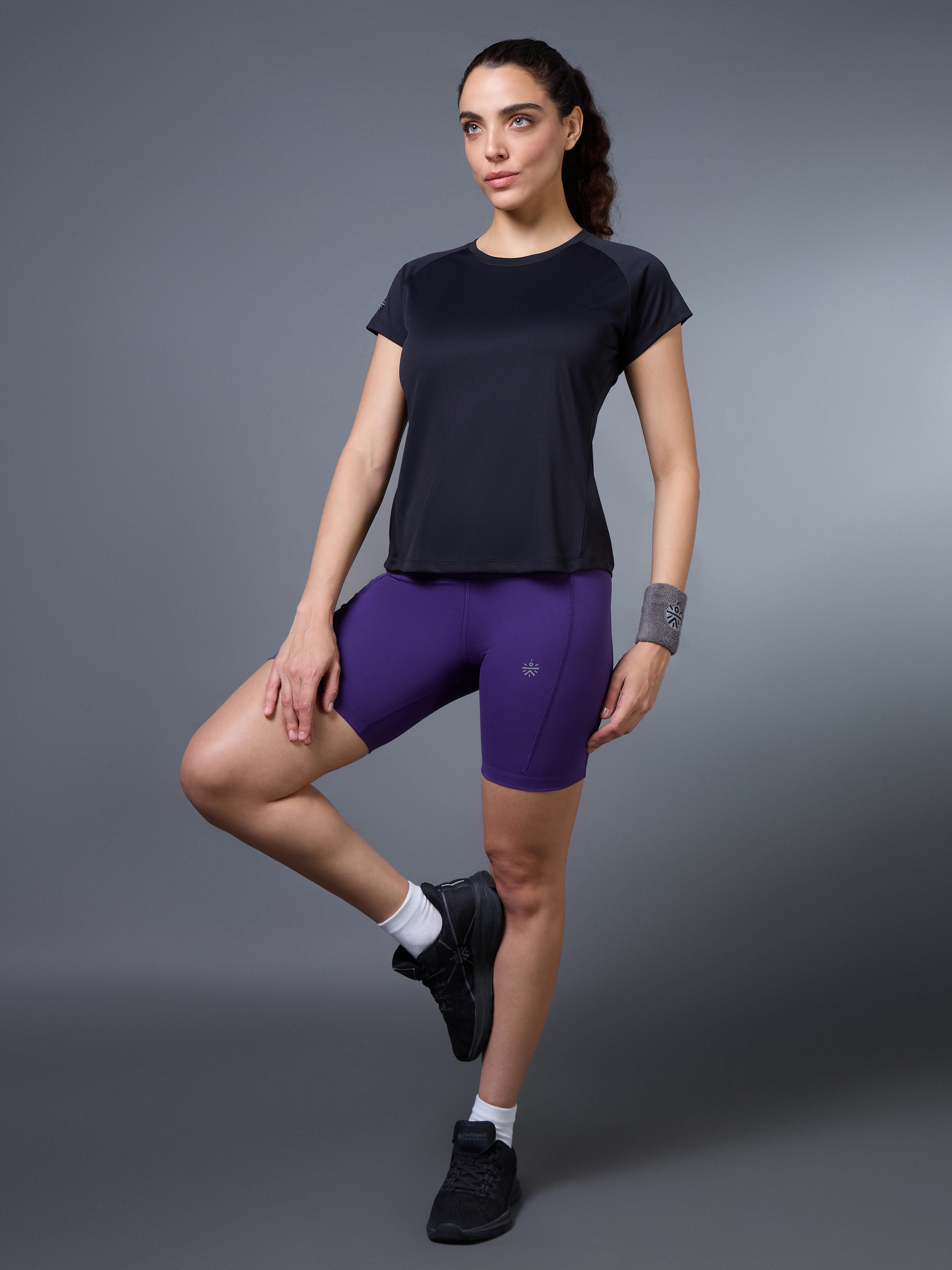 Women's Black The Runner's Essential T-shirt