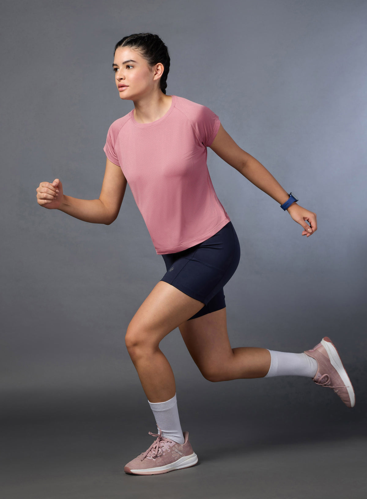 Women's Run Forward Stylised Back Pink T-shirt