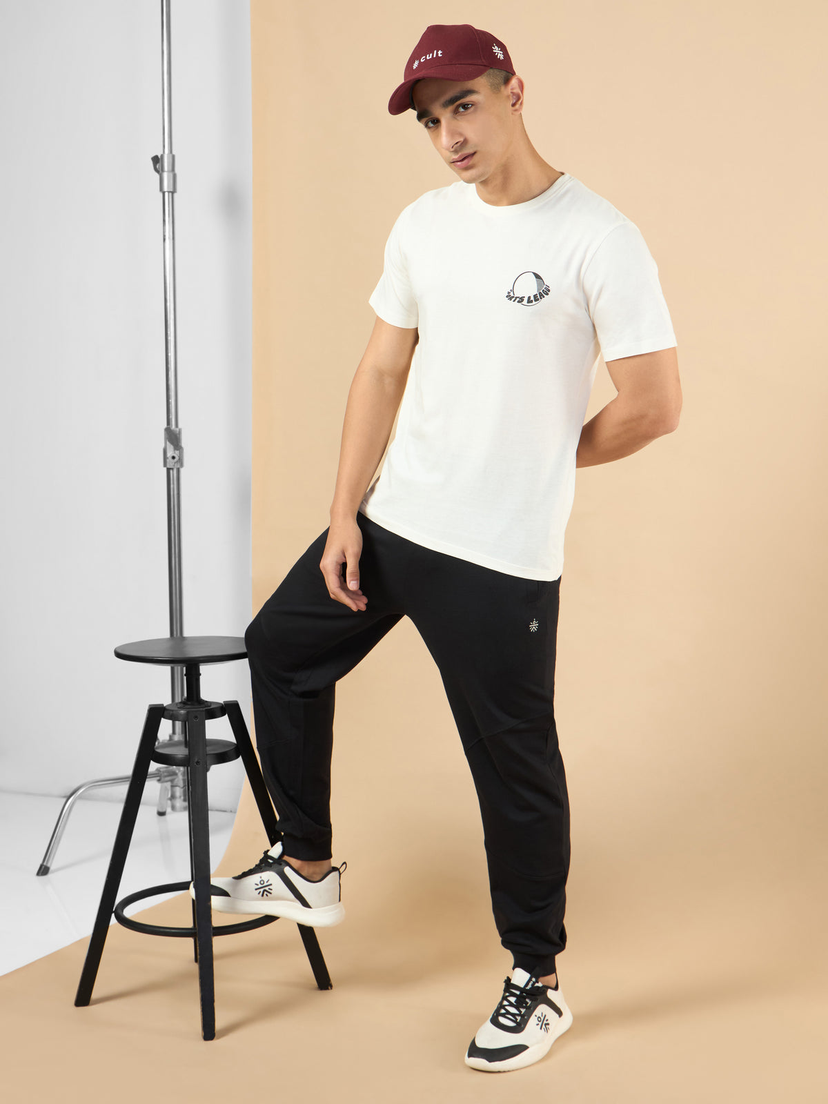 Men's White Sports League T-shirt