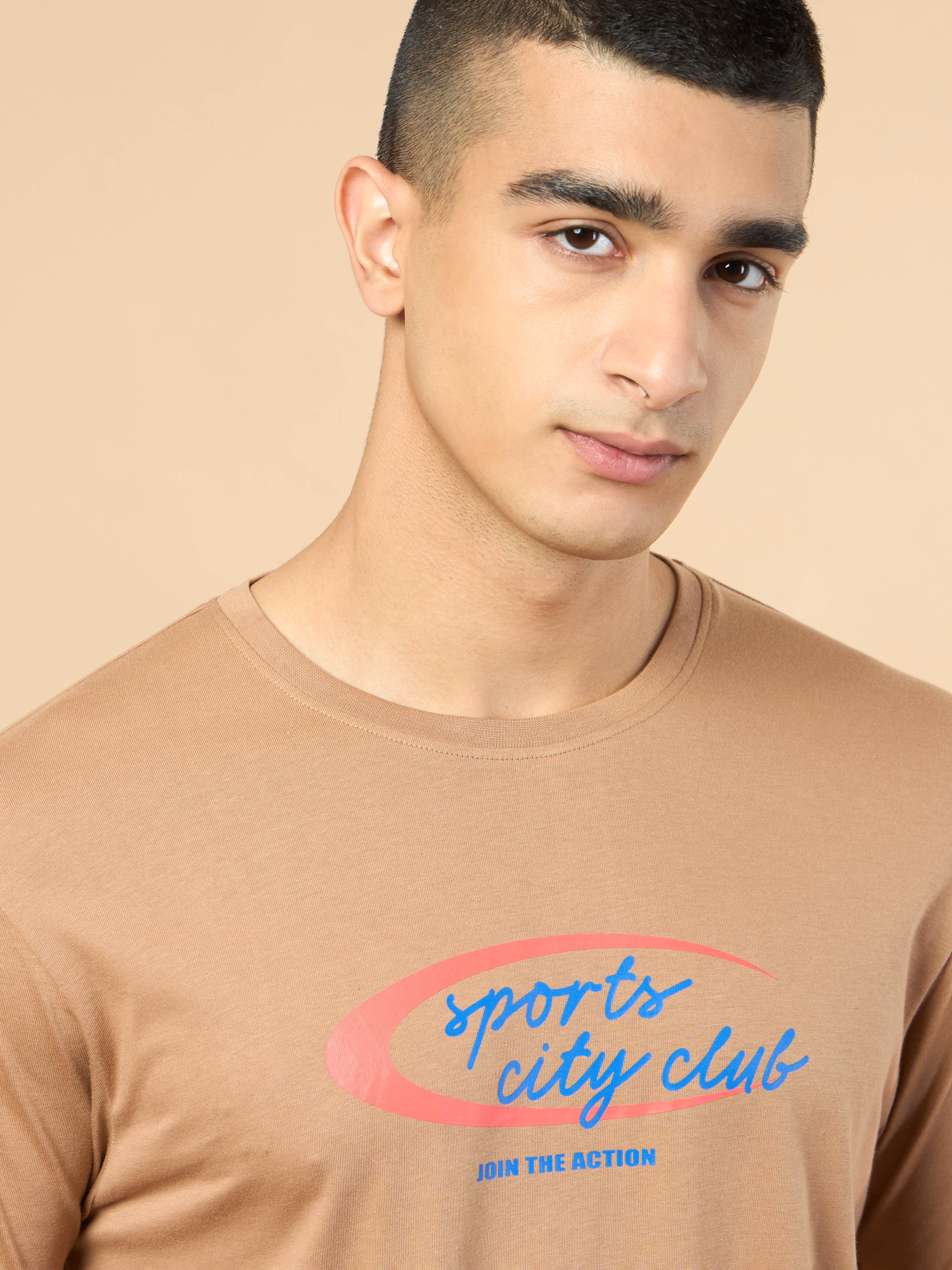Men's Khaki Sports City Club Graphic T-shirt