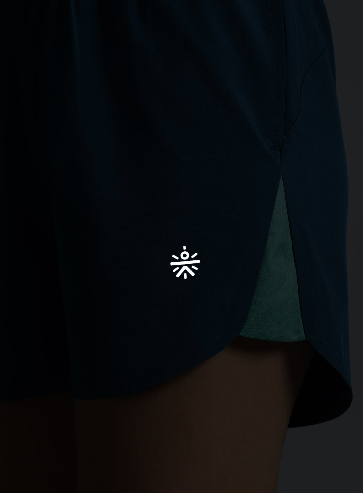 Women's Teal Run Forward Shorts