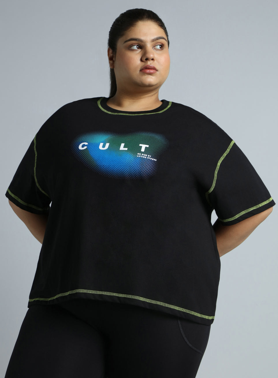Women's Black Training Essential Graphic Plus Size Boxy Fit T-shirt