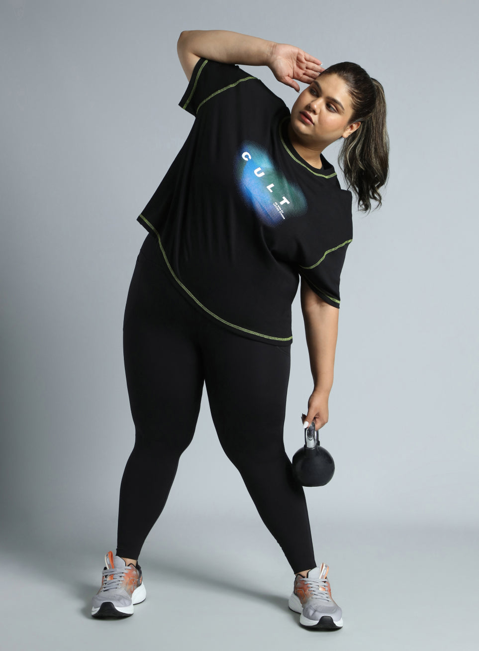 Women's Black Training Essential Graphic Plus Size Boxy Fit T-shirt