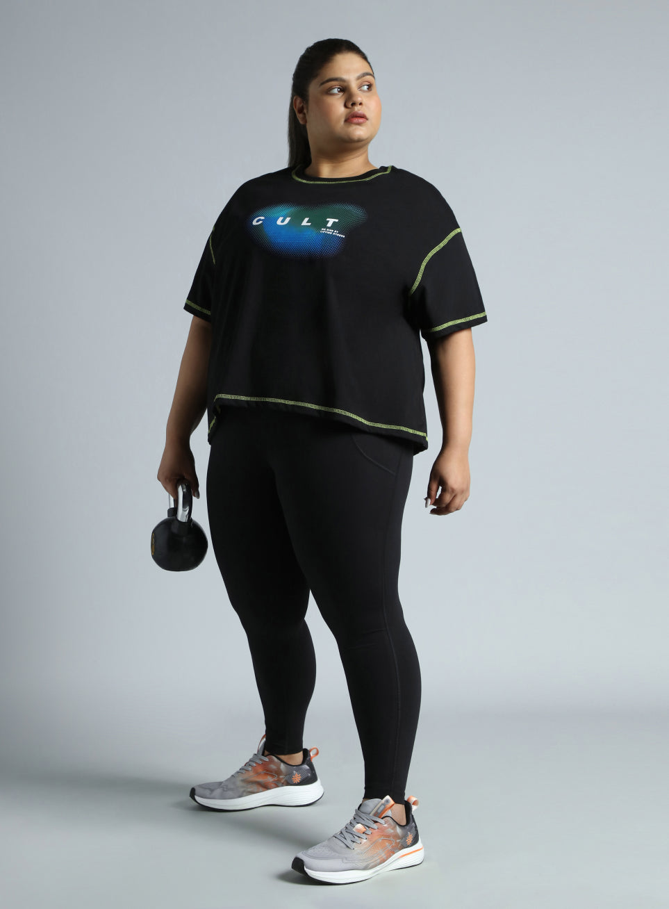 Women's Black Training Essential Graphic Plus Size Boxy Fit T-shirt
