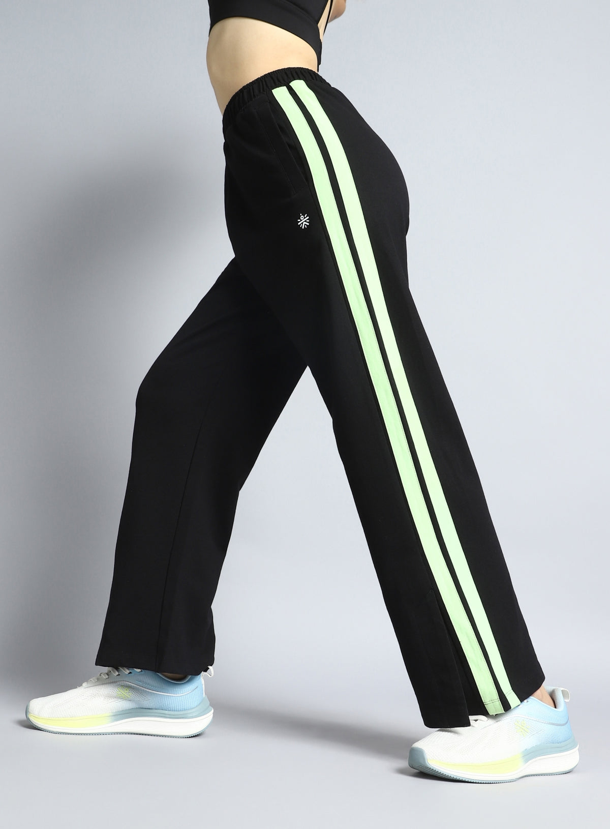 Women's Black Dance Flow Trackpants