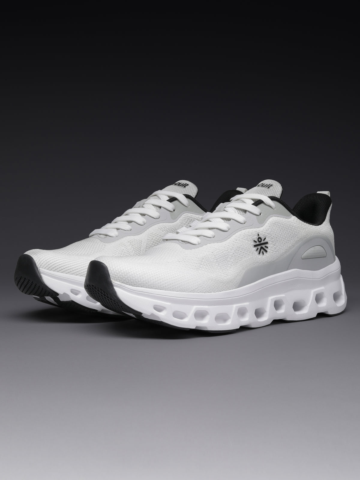 cult Men's Oxyra Walking Shoes - White/Black