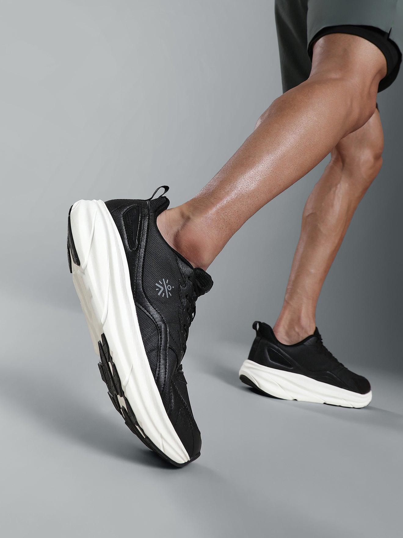 cult Men's Endura Run Running Shoes - Black