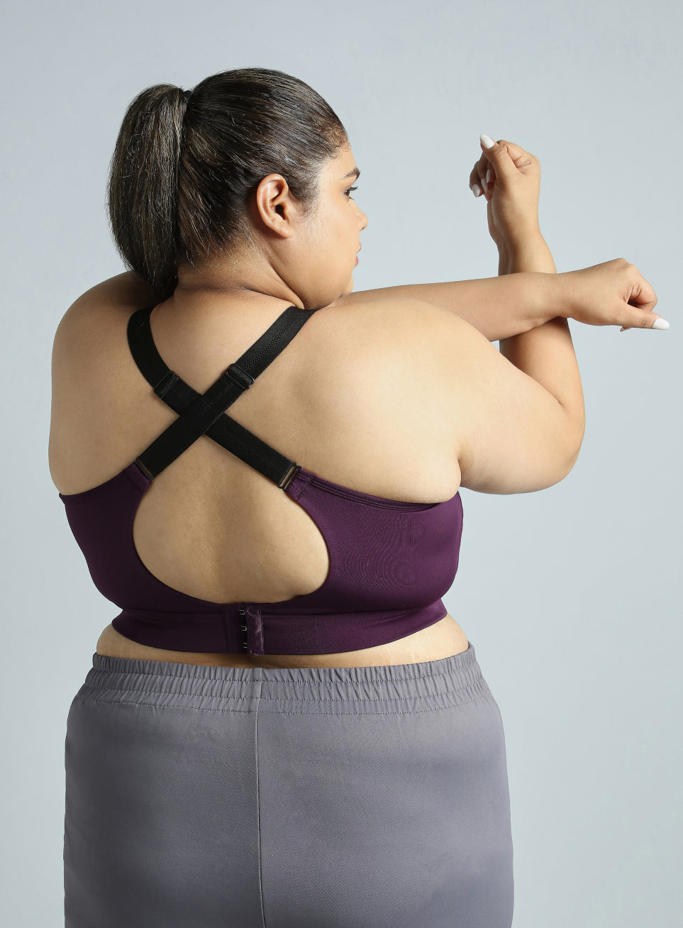 Women's Wine Adjustable Strap Training High Support Plus Size Sports Bra