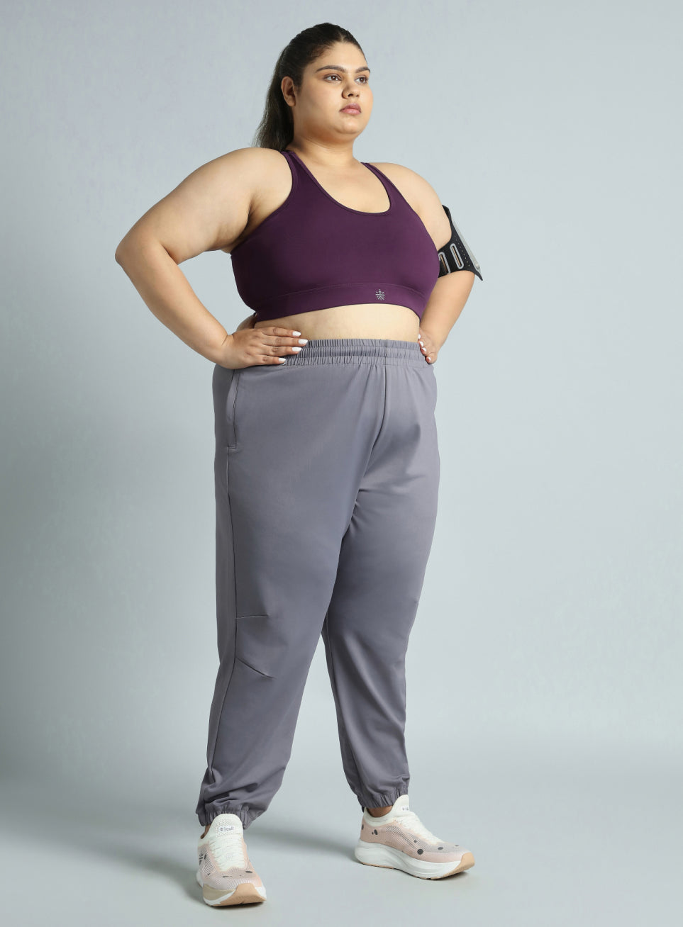Women's Wine Adjustable Strap Training High Support Plus Size Sports Bra