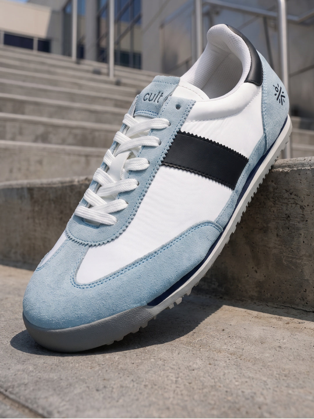 cult Men's UrbanEdge Sneakers - White/Ice Blue