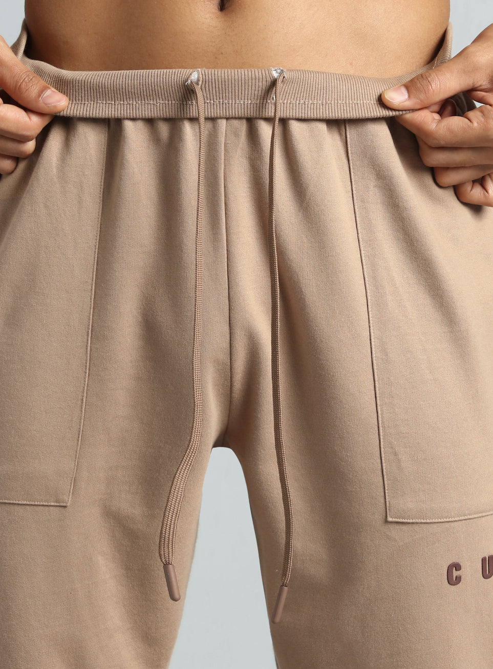 705748 i