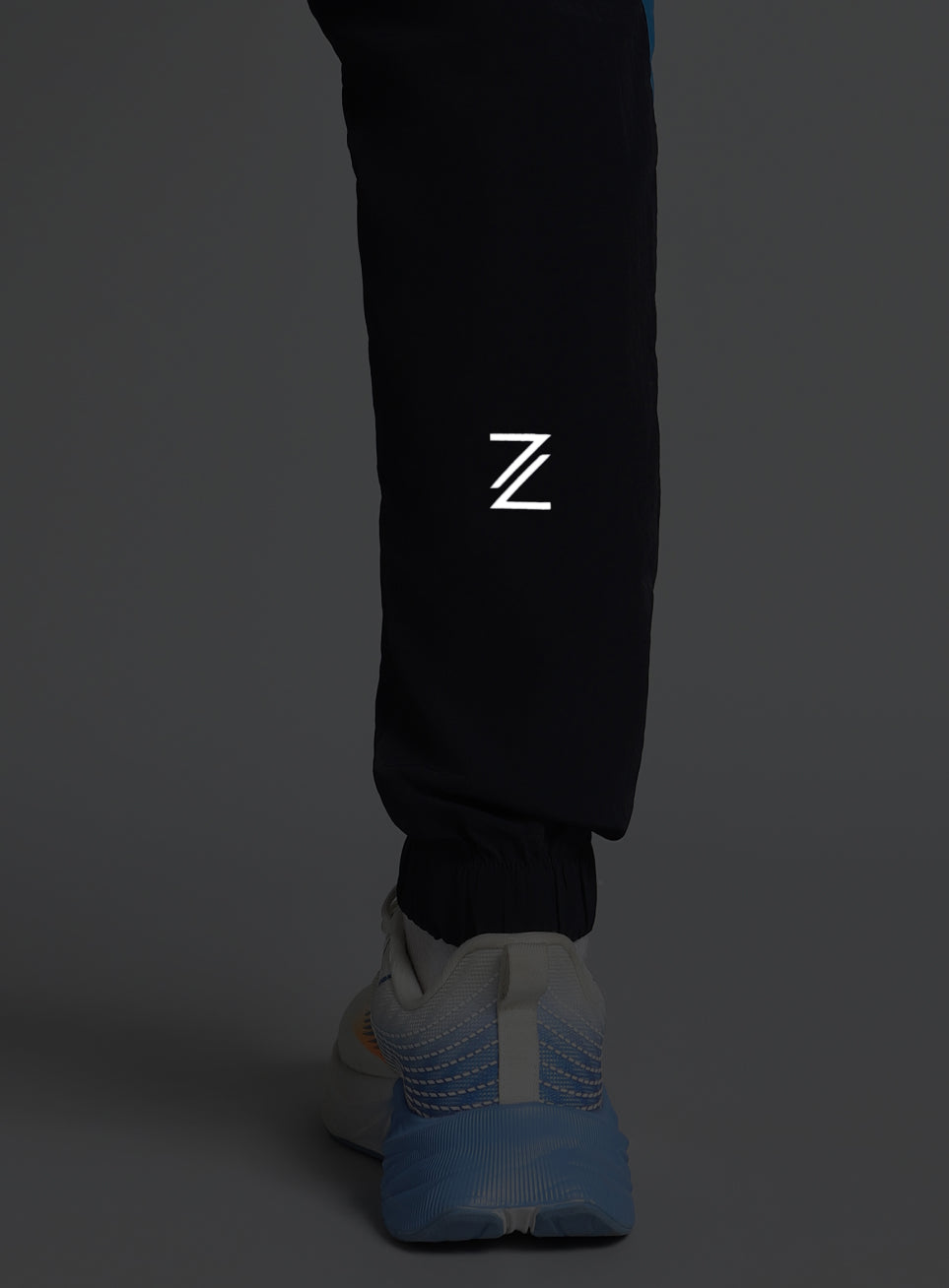 705877 q