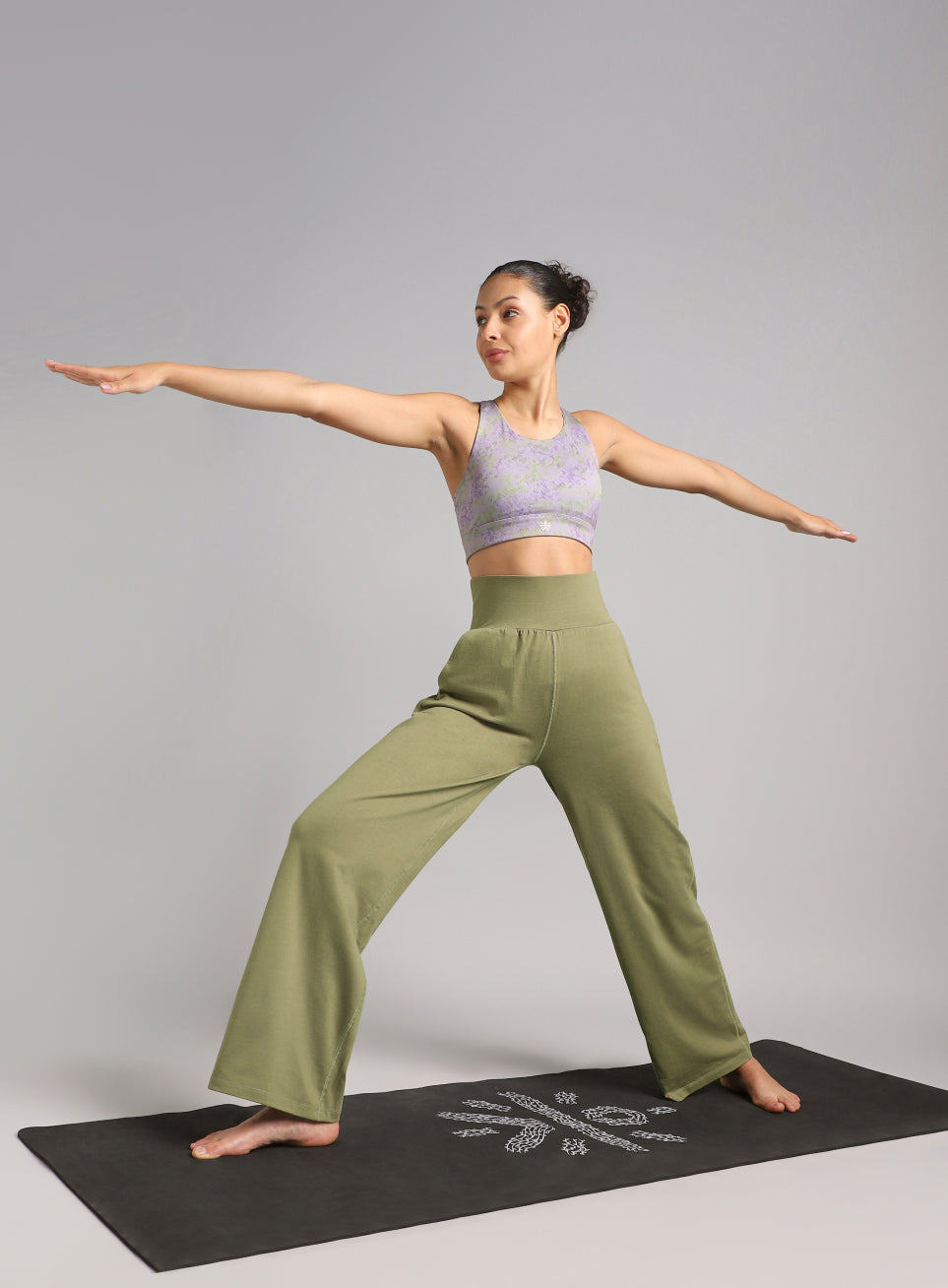 Women's Olive Flow Form Yoga Straight Pants