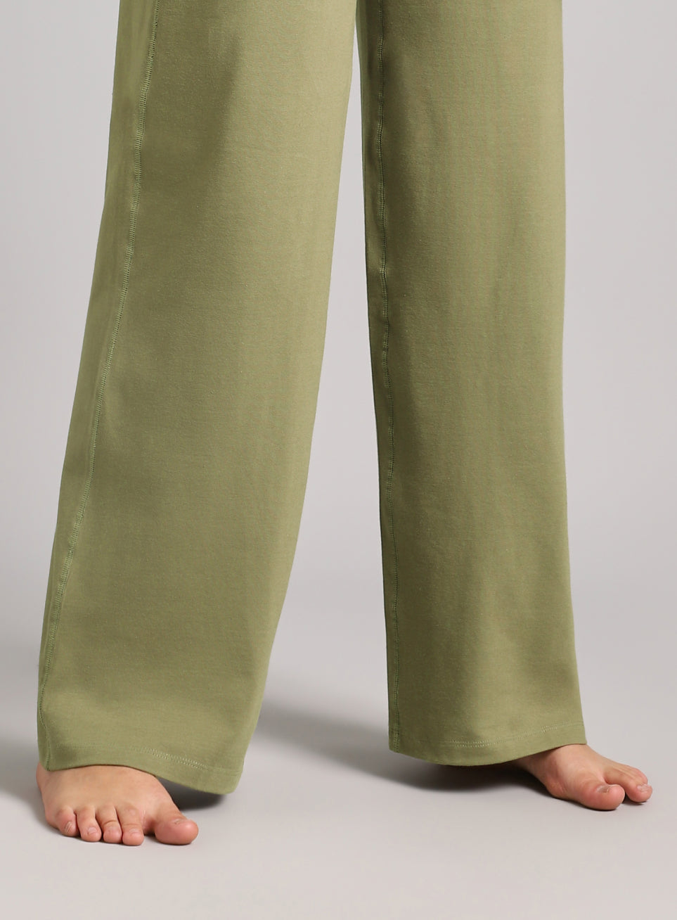 Women's Olive Flow Form Yoga Straight Pants