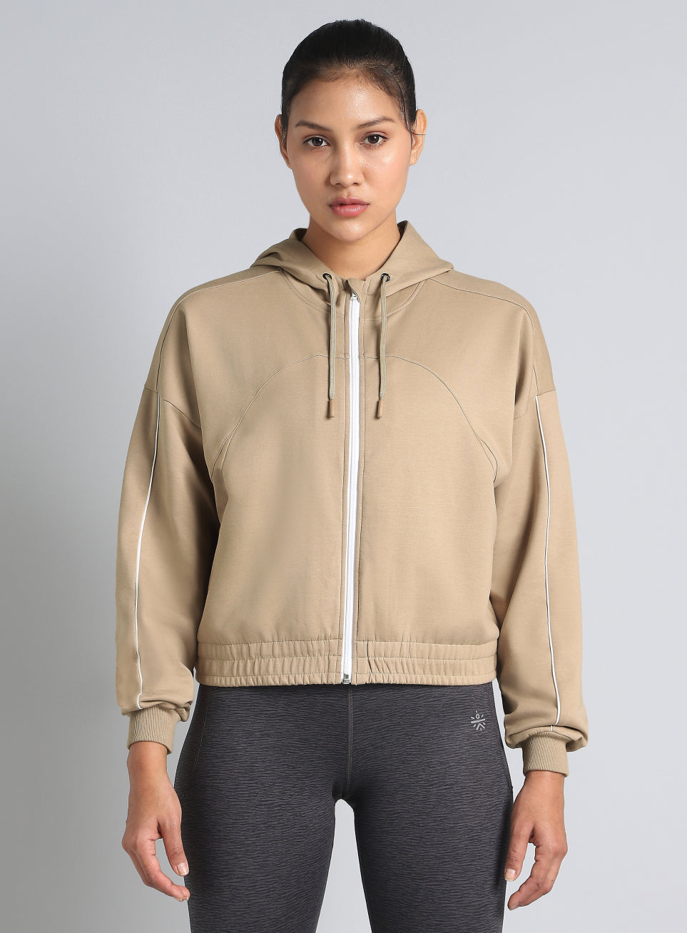 Women's Khaki Workout Essential Cropped Jacket