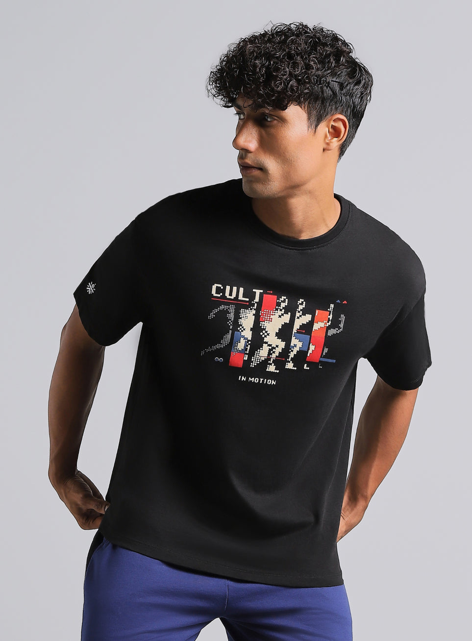 Cult Men's Black in Motion Graphic Relaxed Fit T-shirt