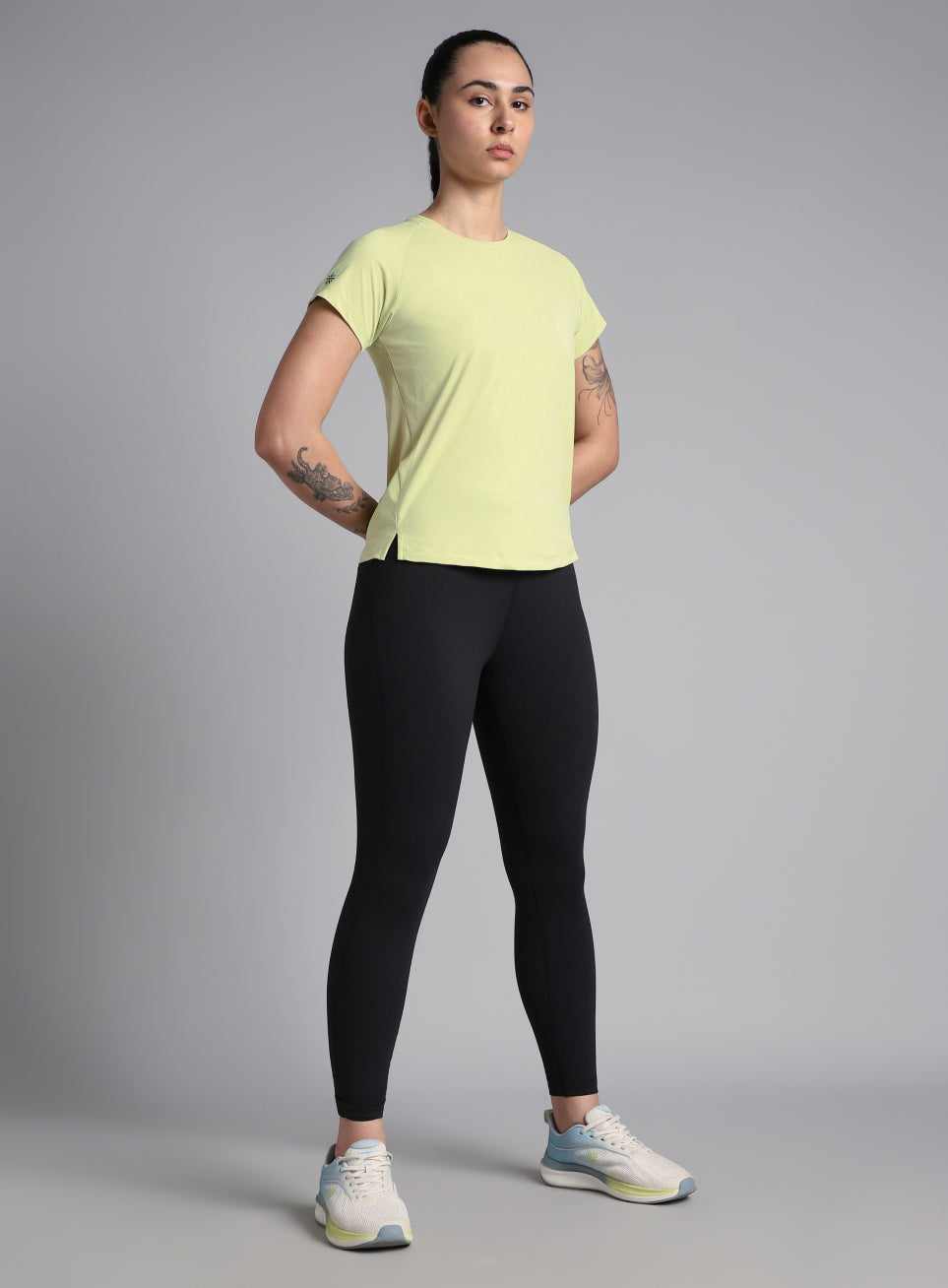 Women's Engineered Knit Green Performance T-shirt