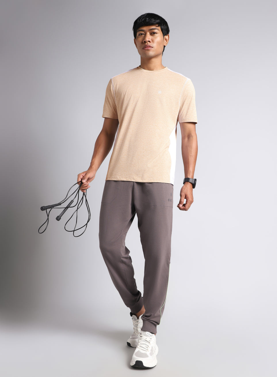 Men's Amp Up Beige Comfortech T-shirt