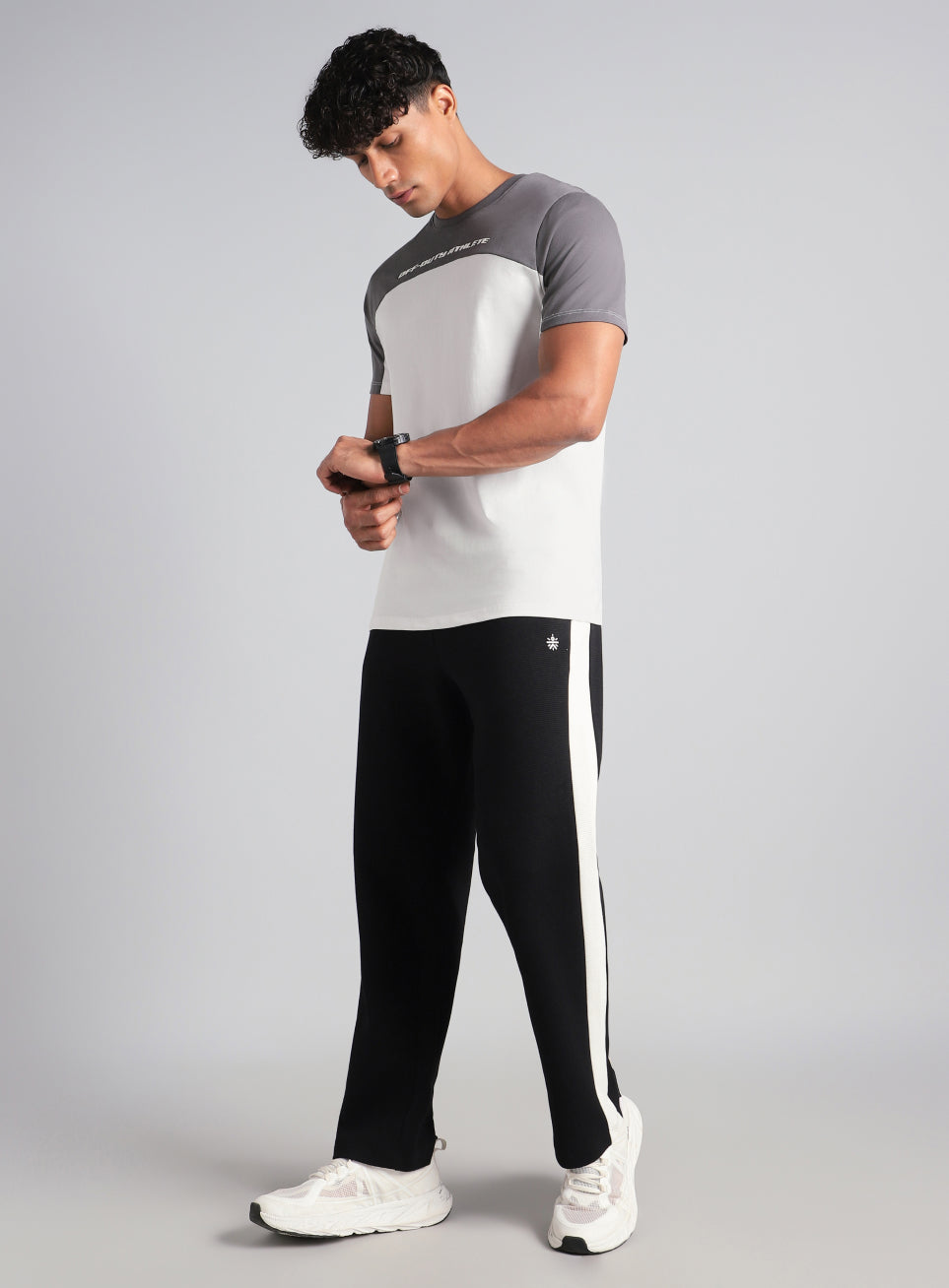 Men's Off White Offbeat Coloblock T-shirt