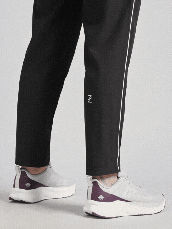 Women's Black Sprint Trackpant