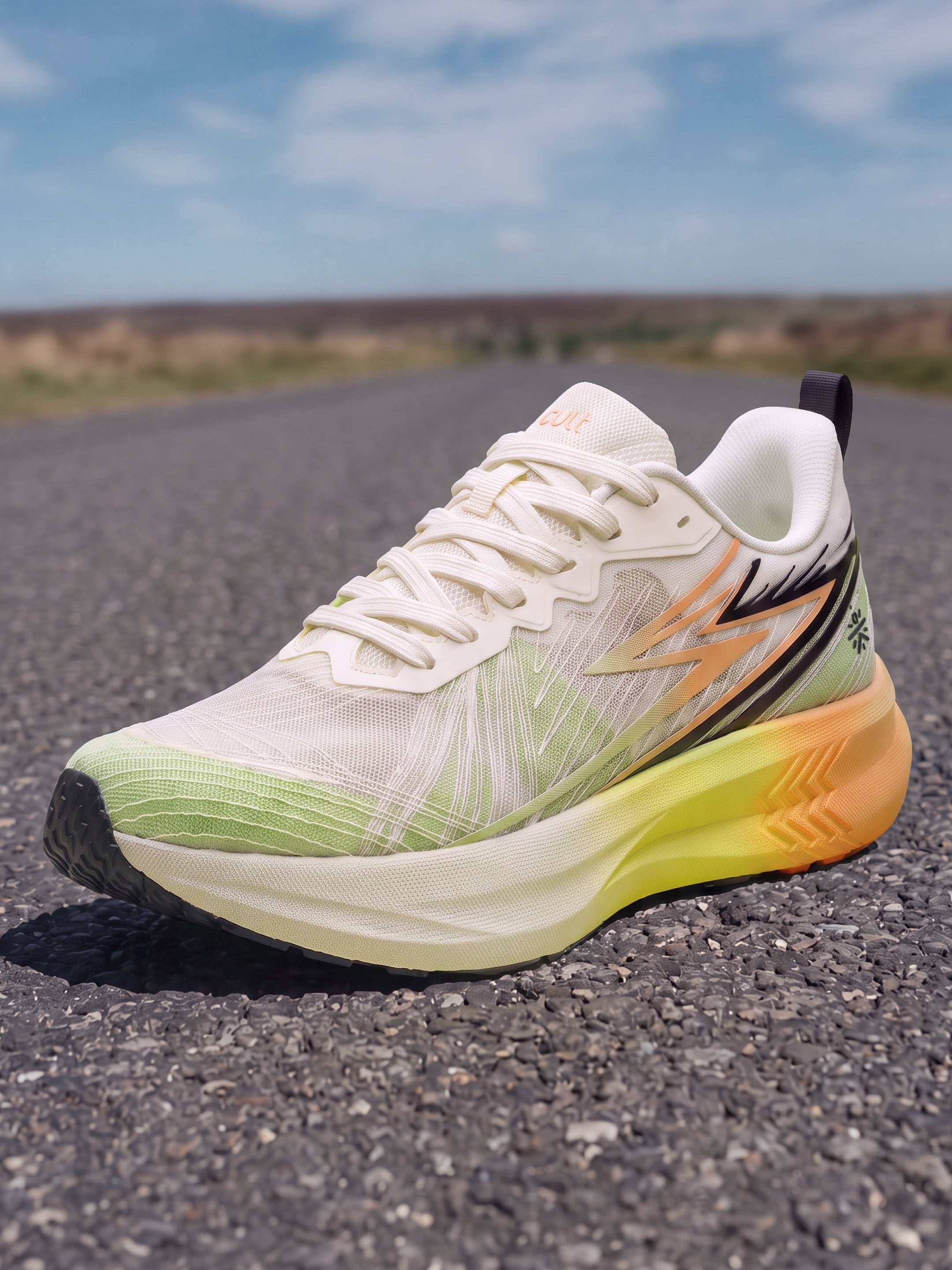 cult Men's ApexRacer Running Shoes - White