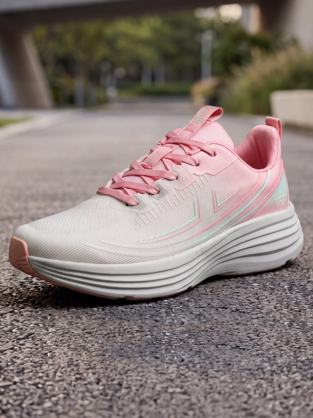 cult Women's KnitBreeze Walking Shoes - Light Grey