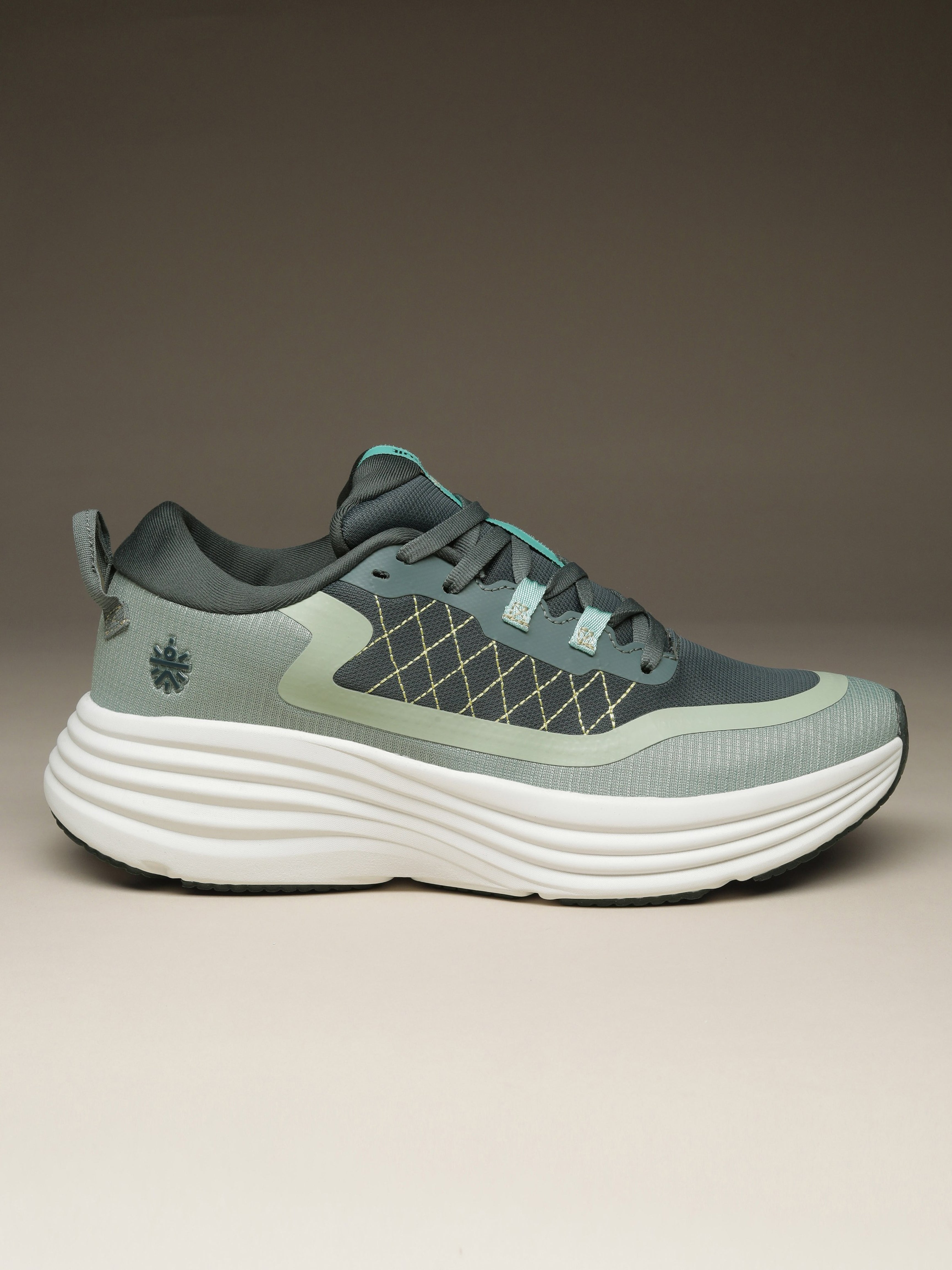 cult Women's WaveWalk Walking Shoes - L.Olive