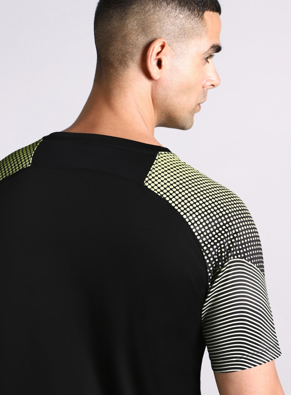 Men's Pop Up Training Essential T-shirt