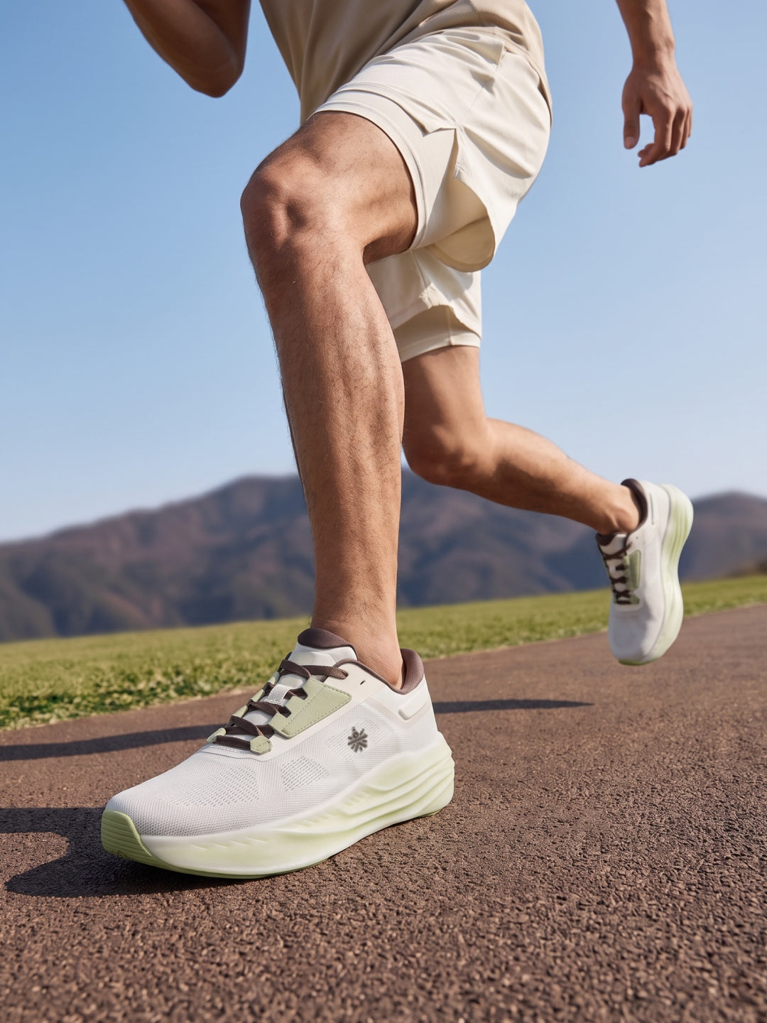 cult Men's BYOND Running Shoes - Off White