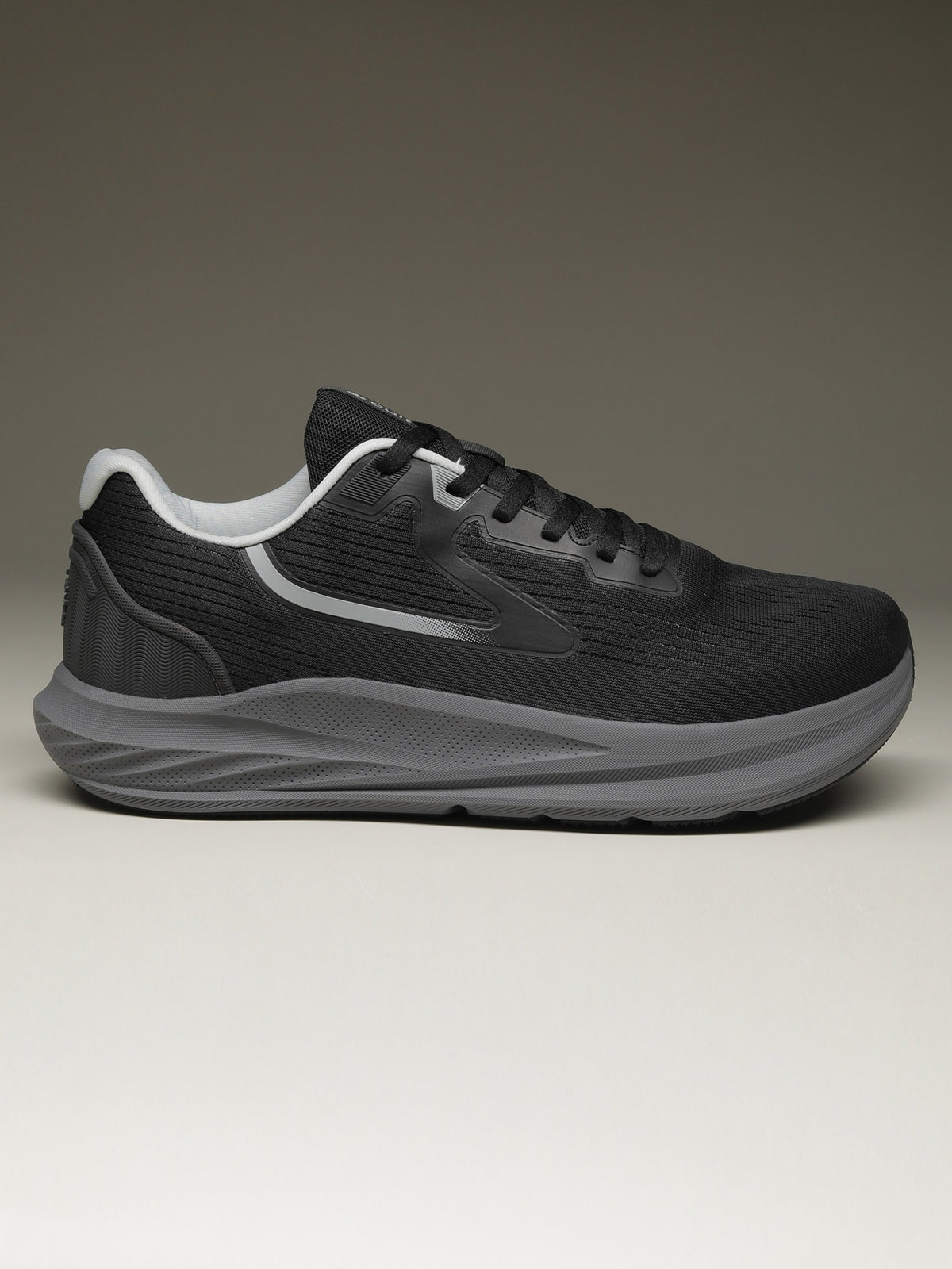 cult Men's WydeFlex Running Shoes - Black