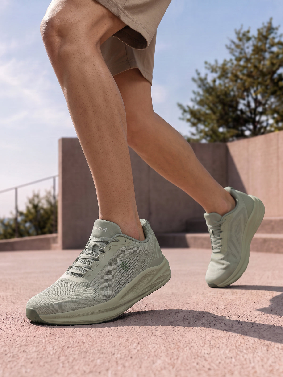 cult Men’s WydeFlex Pro Running Shoes - Sand