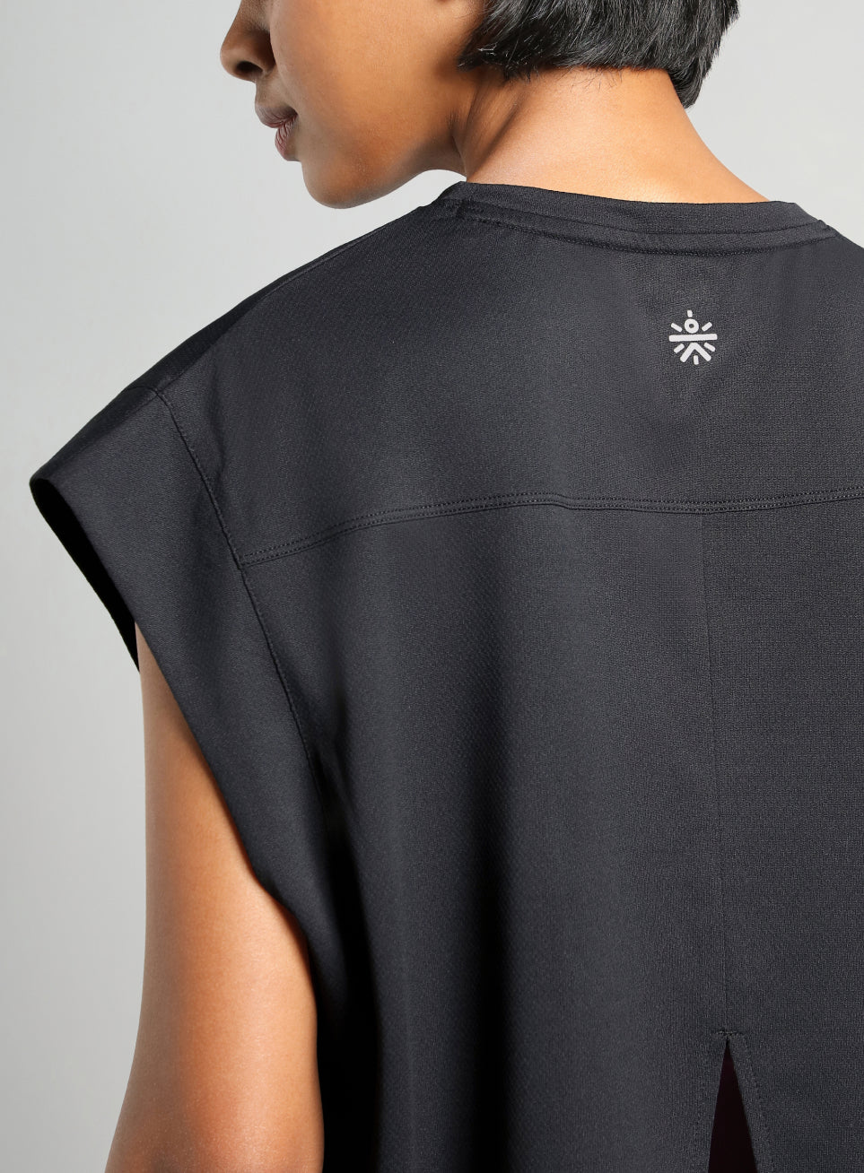Women's Black Muscle Ease Boxy Fit T-shirt