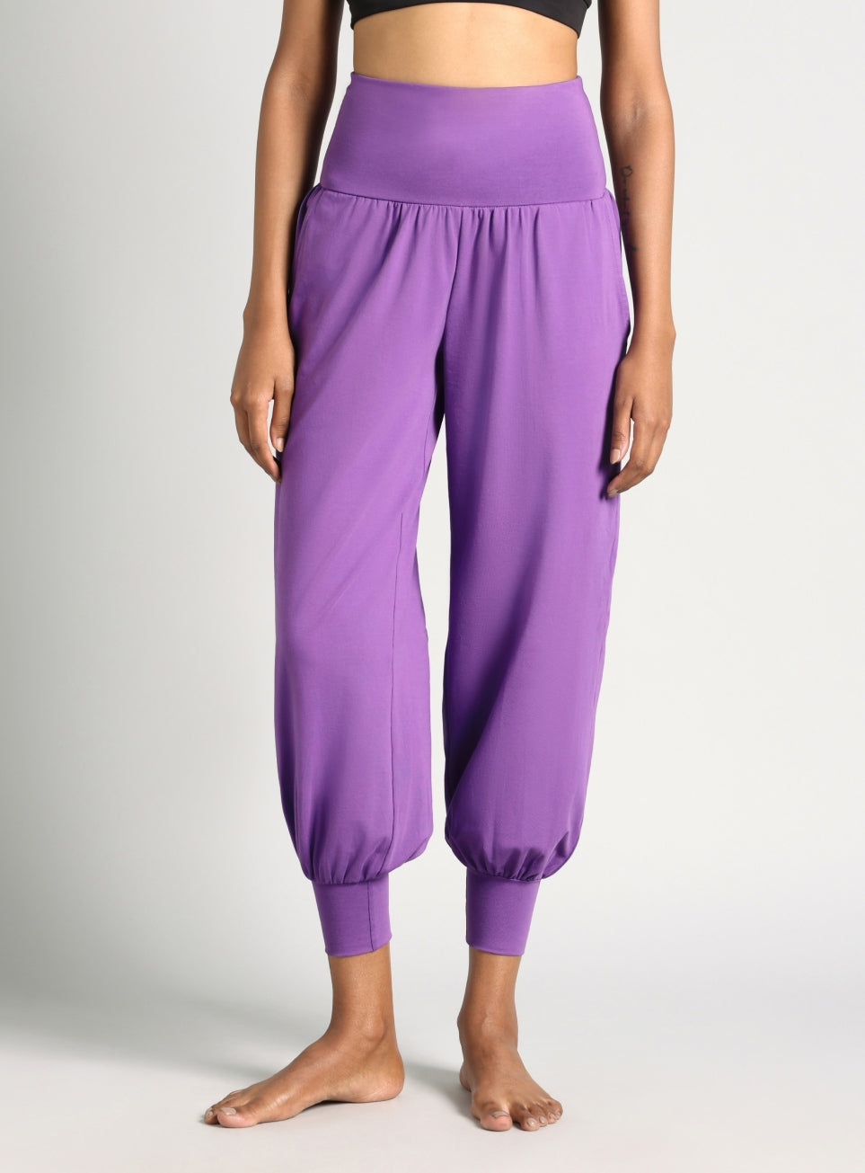 Women's Purple Flow Form Yoga Relaxed Fit Joggers