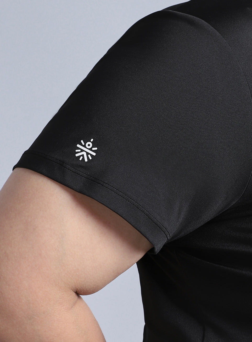 Women's Black Plus Size Back Vent Training Tee