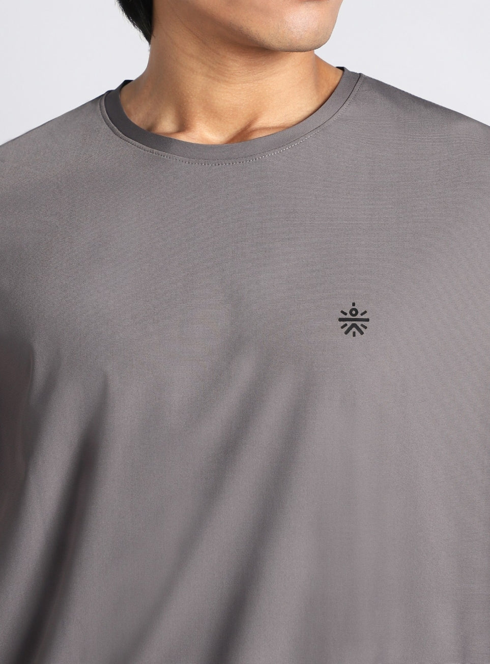 Men's Dark Grey Ultra Luxe Flowtech Performance T-shirt