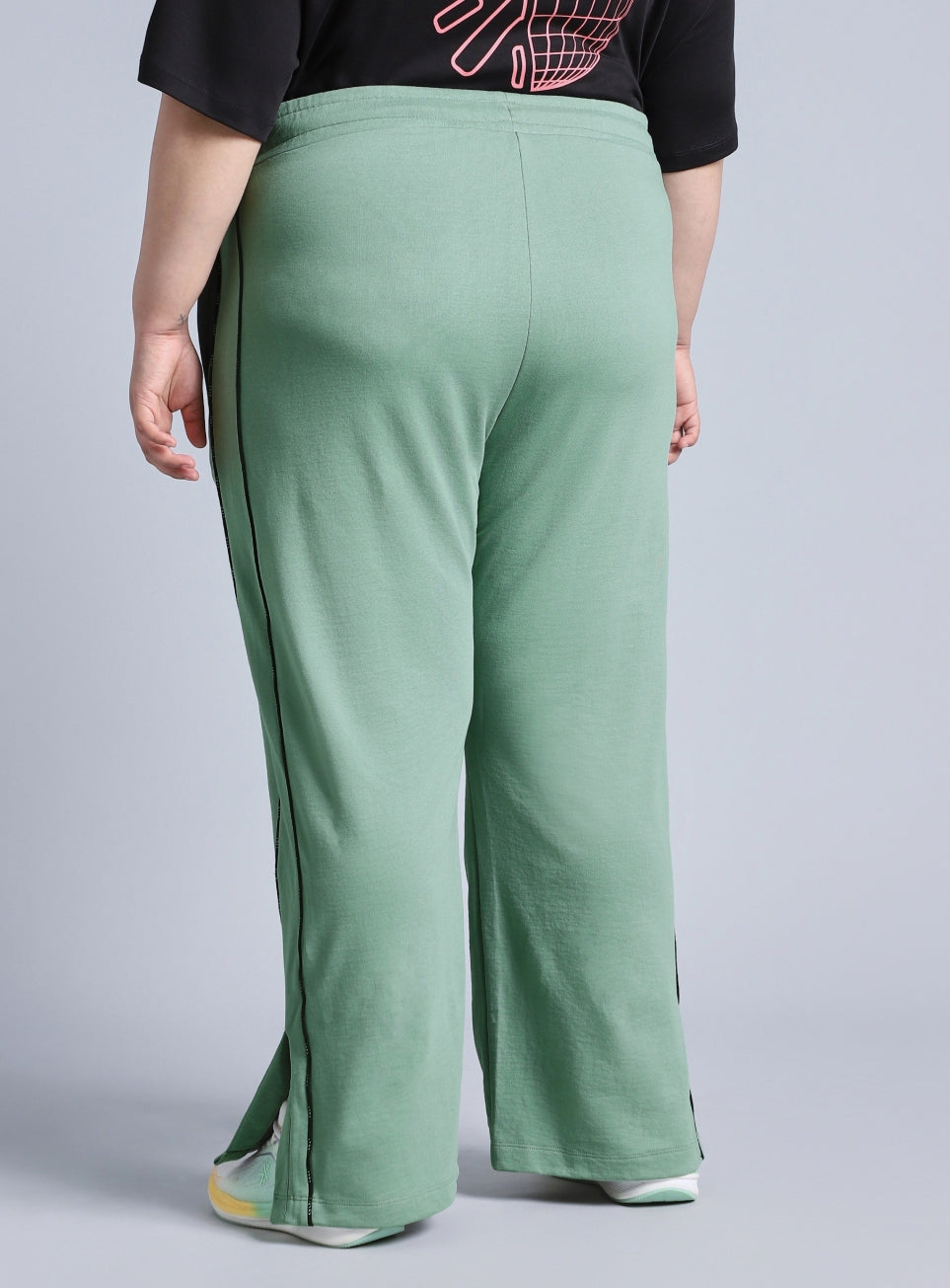 Women's Green Panelled Straight Fit Plus Size Trackpants