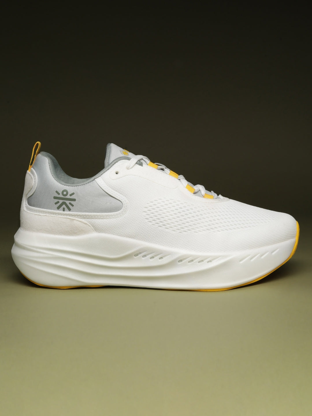 cult Men's BYOND Plus Running Shoes - White