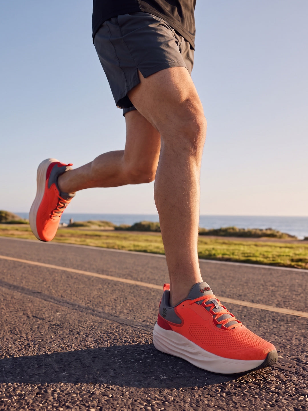 cult Men's BYOND Plus Running Shoes - Orange