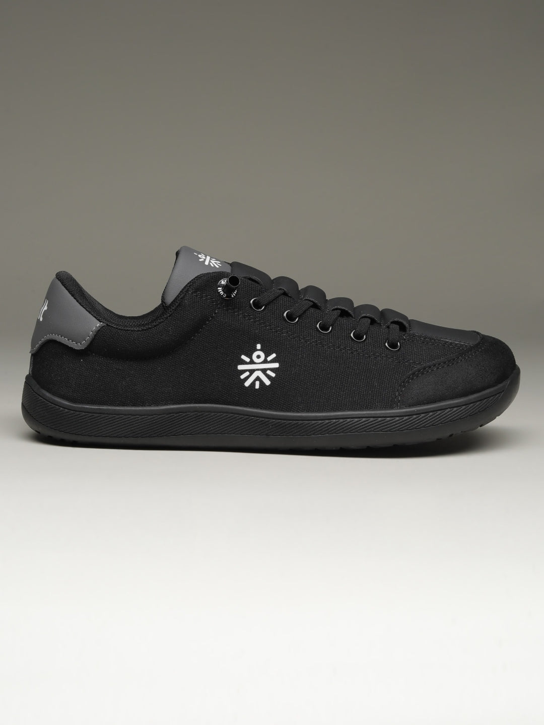 cult Women's FreeForm Sneakers - Black