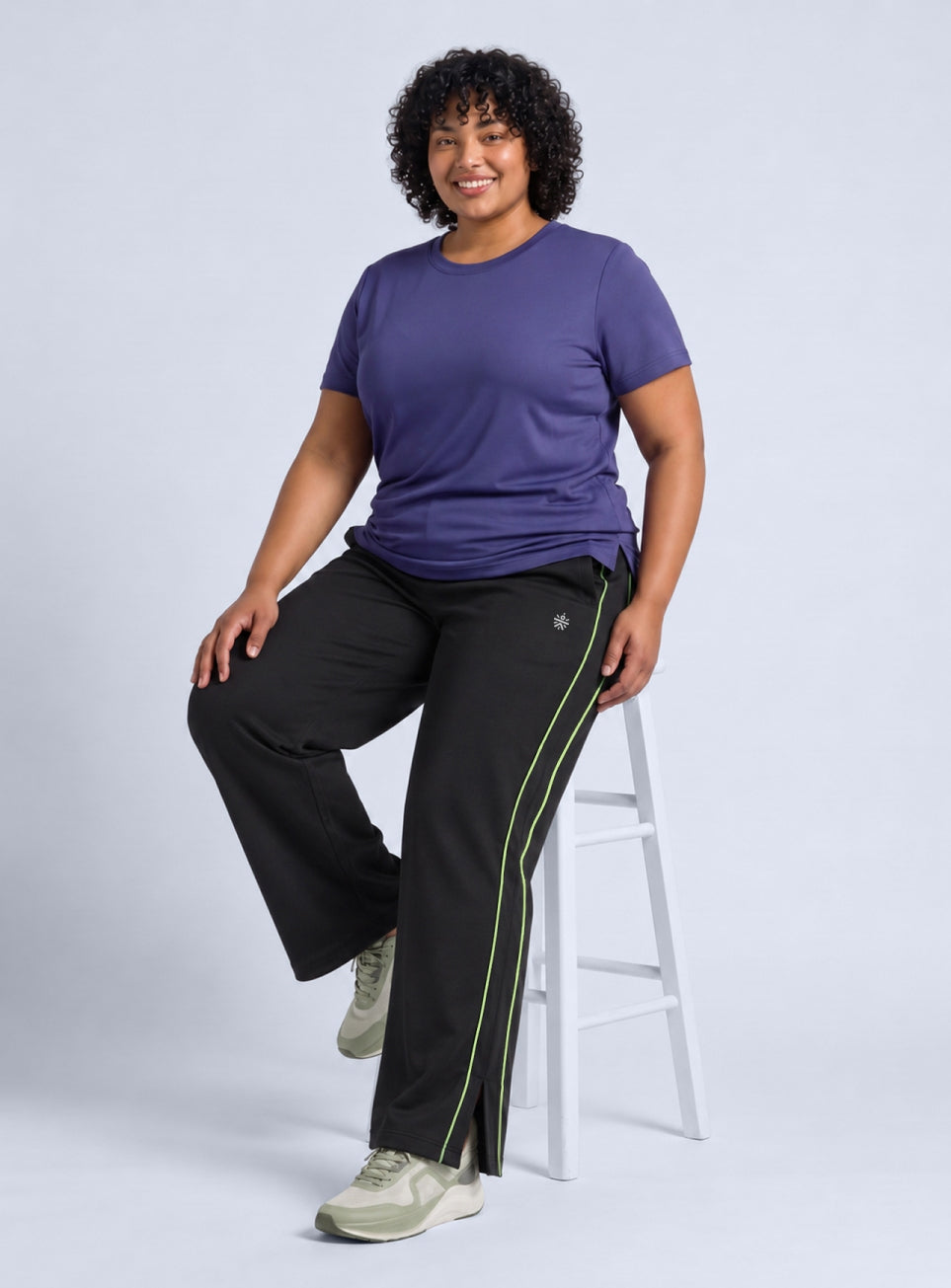 Women's Black Plus Size Straight Trackpants