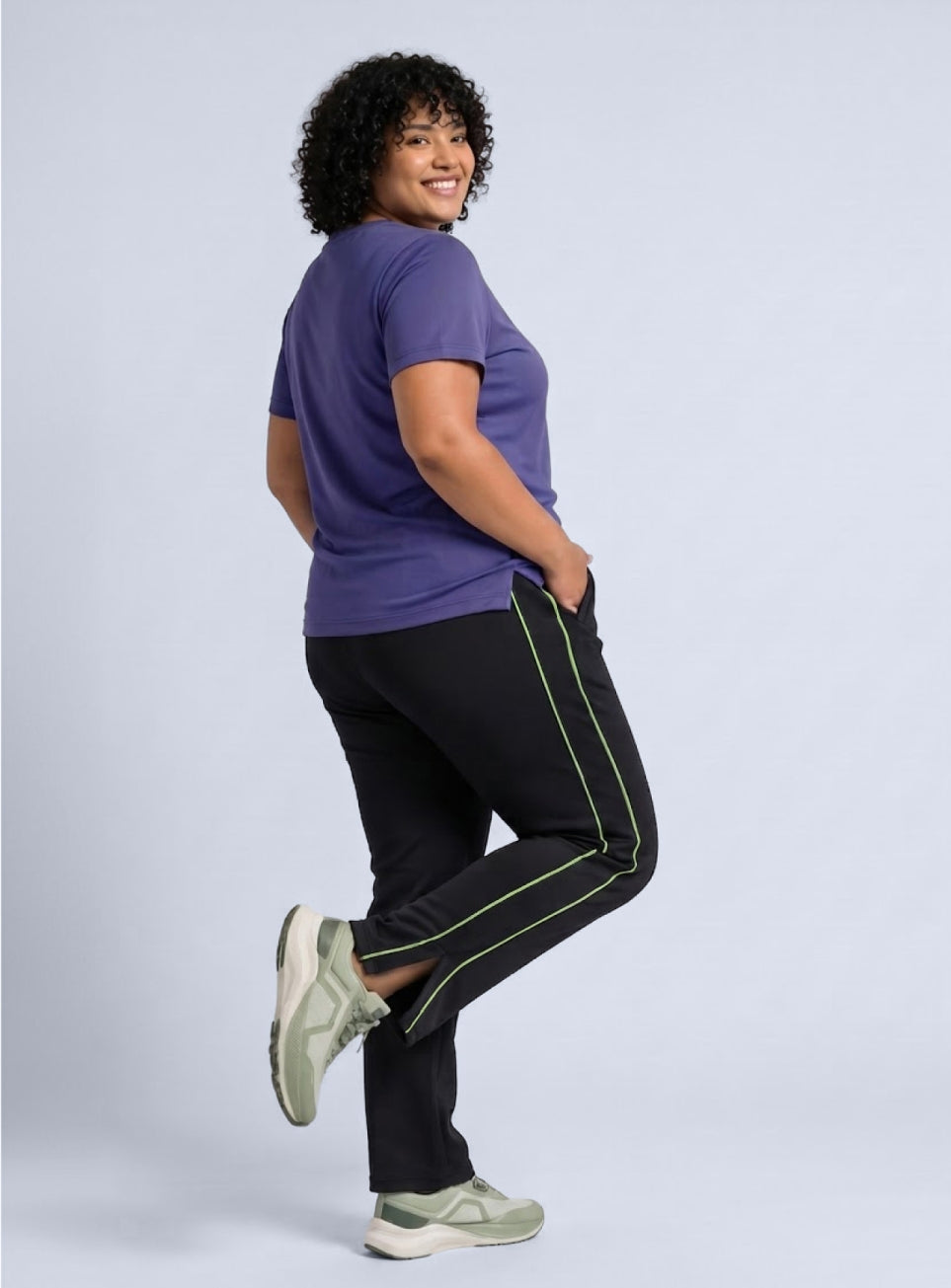 Women's Black Plus Size Straight Trackpants